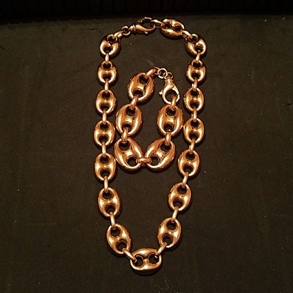 Jewelry - Picture 5 of 8